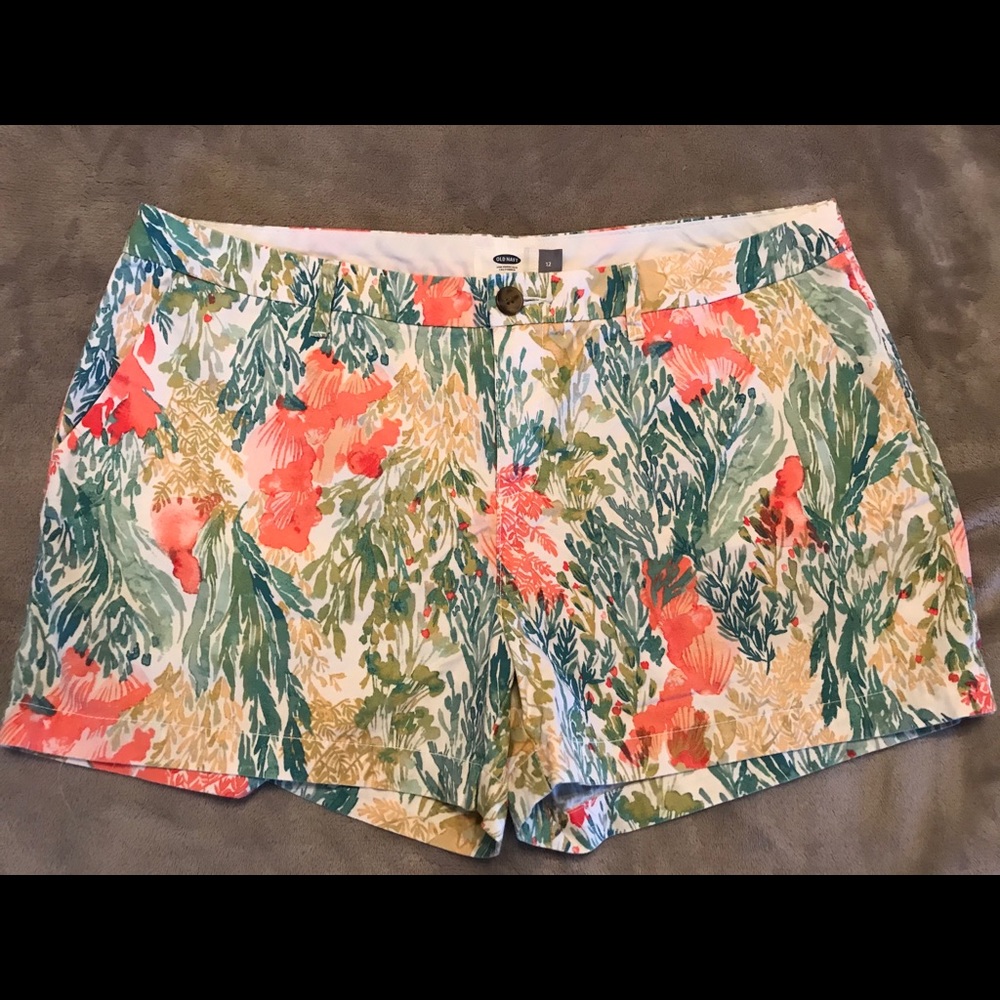 Old Navy Shorts Size 12